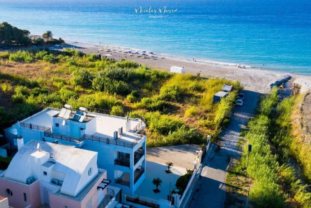 White&Blue Luxury Suites Ialysos  Exteriér fotografie