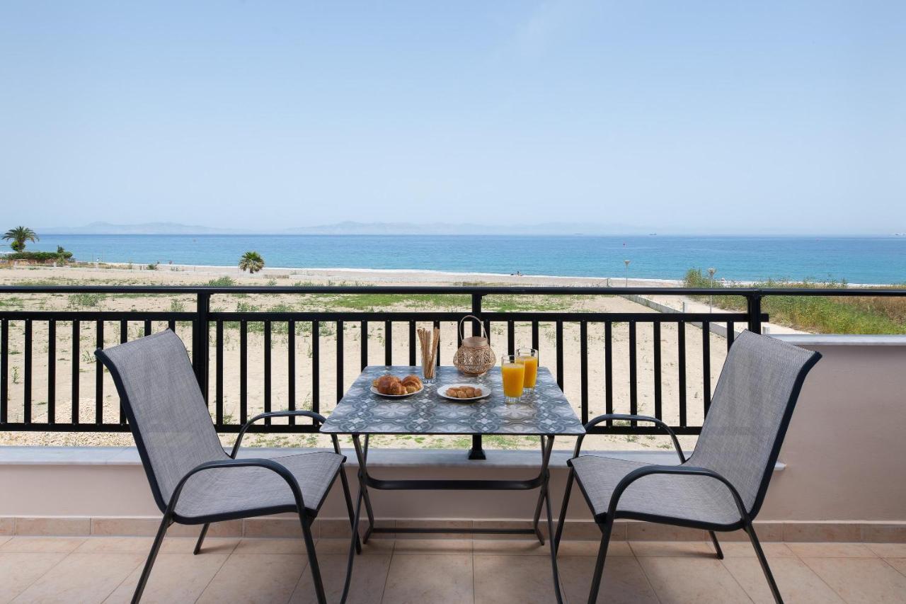 White&Blue Luxury Suites Ialysos  Exteriér fotografie