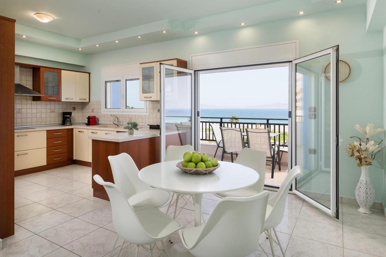 White&Blue Luxury Suites Ialysos  Exteriér fotografie