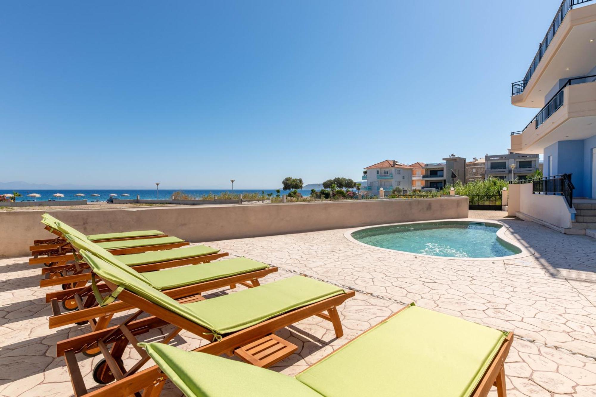 White&Blue Luxury Suites Ialysos  Exteriér fotografie