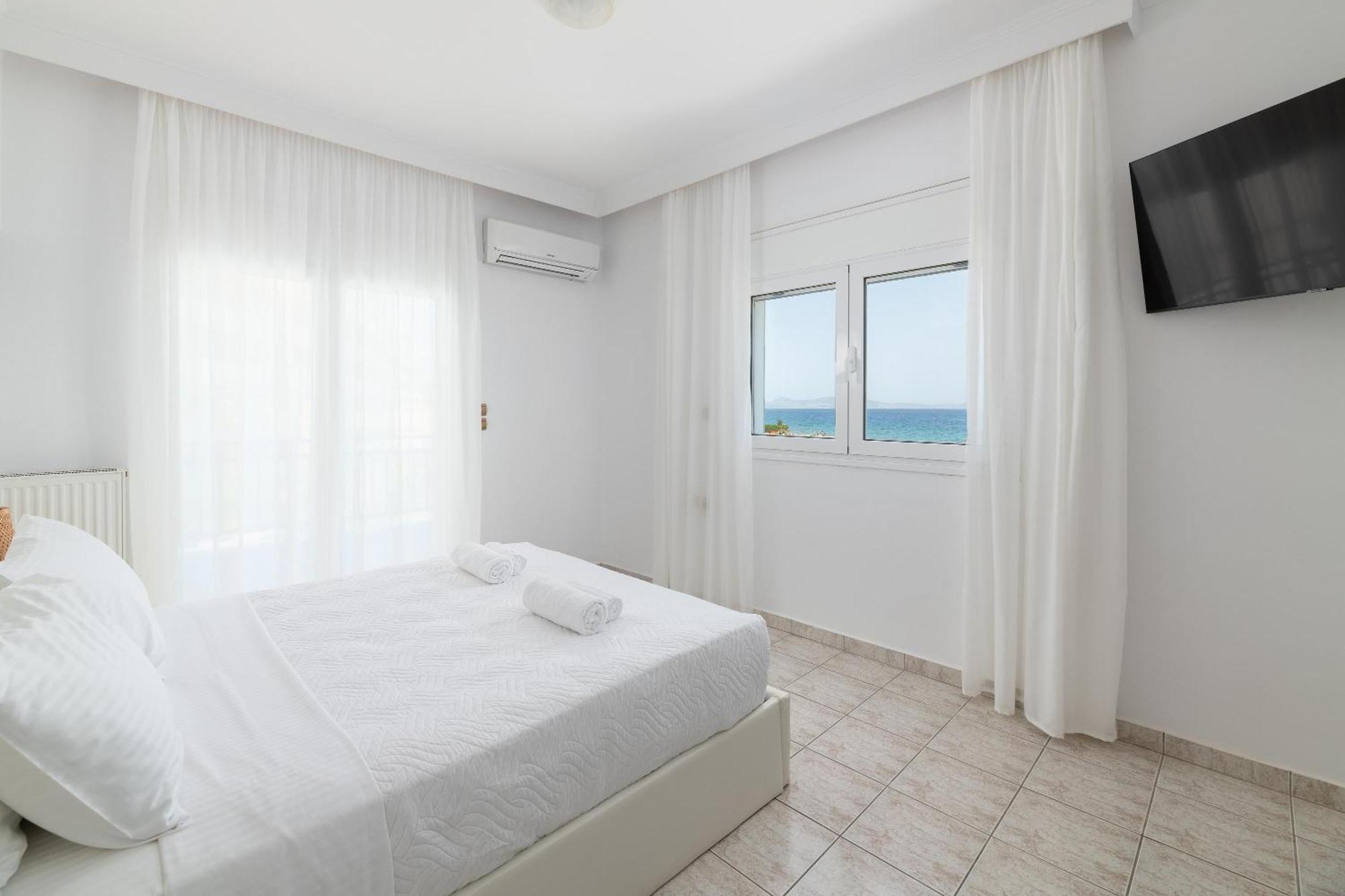 White&Blue Luxury Suites Ialysos  Exteriér fotografie